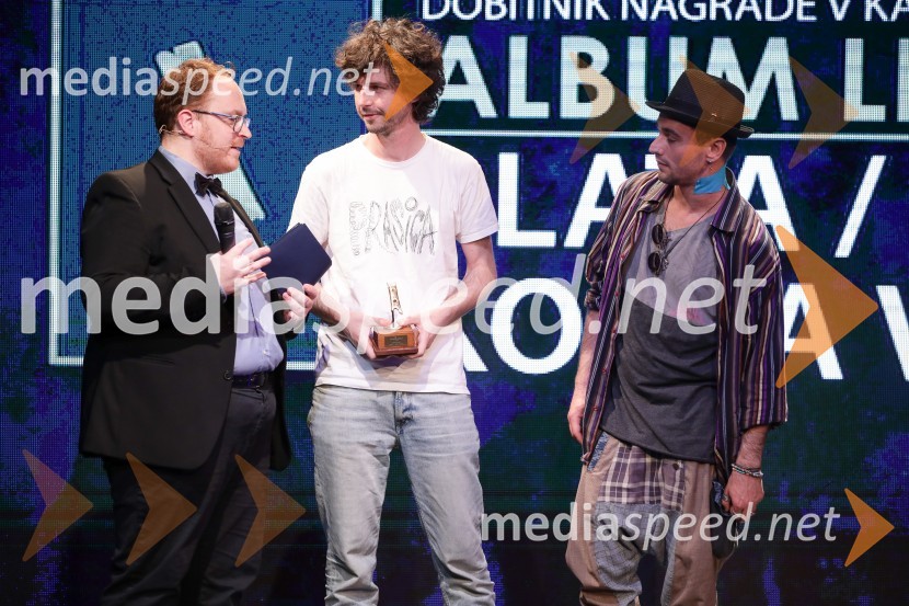  Juš Milčinski, improvizator, programski direktor Doma kulture Kamnik;  Miha Prašnikar, skupina Koala Voice;  Domen  Don Holc, skupina Koala VoiceZlata piščal 2022, podelitev glasbenih nagrad