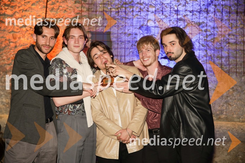  Martin  Jurkovič, Joker Out;  Kris  Guštin, Joker Out;  Bojan Cvjetićanin, Joker Out;  Jure Maček, glasbenik, Joker Out;  Jan  Peteh, Joker OutZlata piščal 2022, podelitev glasbenih nagrad