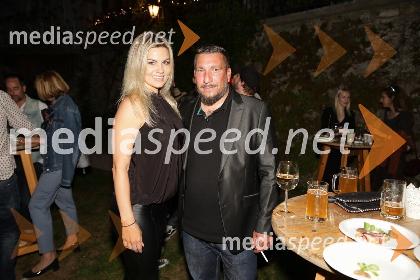  ... ;  Boštjan Dermol, pevecZlata piščal 2022, podelitev glasbenih nagrad