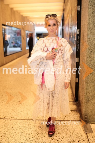  Eva Mahkovic, dramaturginjaJunakinje, premiera drame