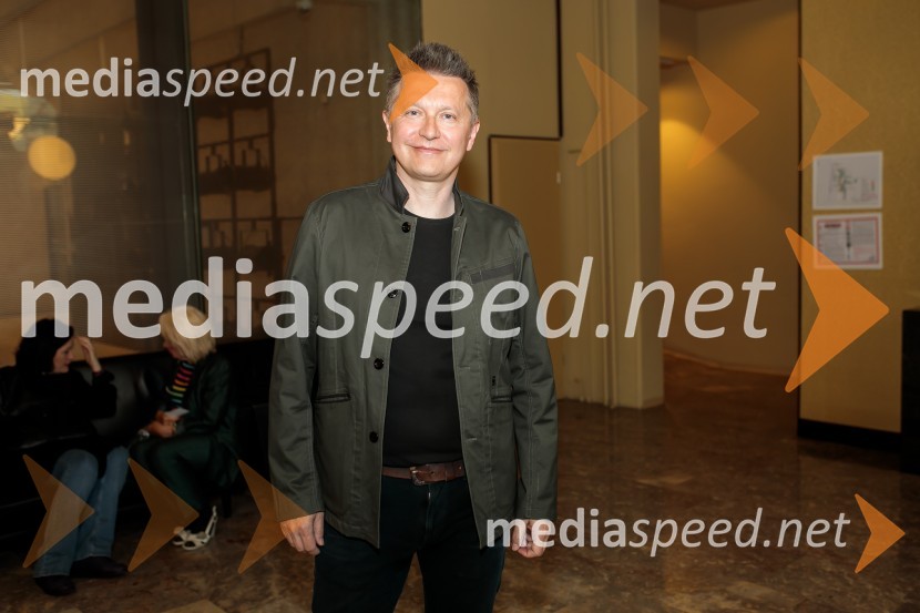 Junakinje, premiera drame