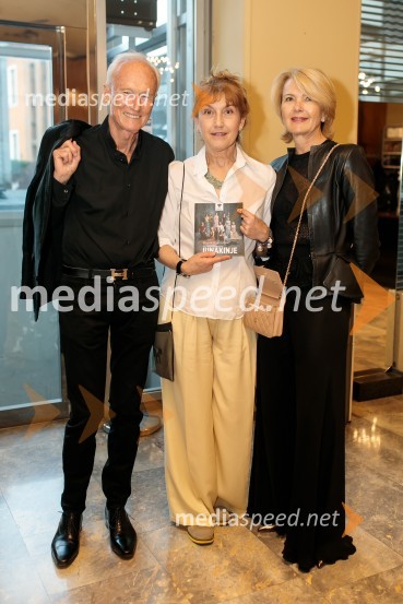  ... ;  Barbara Hieng Samobor, direktorica in umetniška vodja MGL;  ... Junakinje, premiera drame