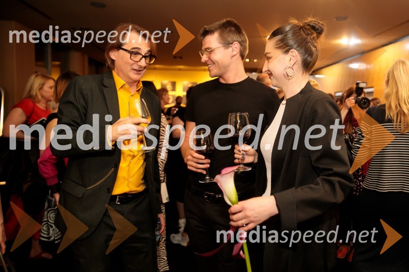  Aleksandar  Popovski, režiser, umetniški direktor Drame SNG Maribor;  ... ;  ... Junakinje, premiera drame