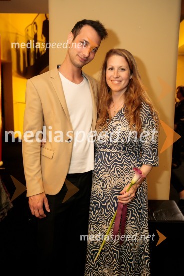  Voranc  Boh, igralec;  Anja Möderndorfer, plesalkaJunakinje, premiera drame