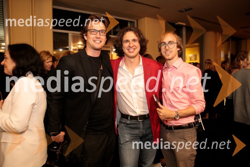 Junakinje, premiera drame