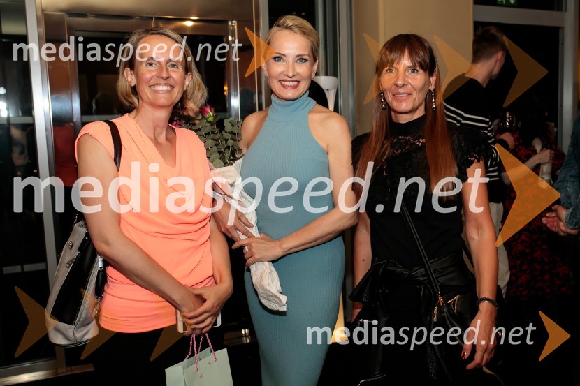  ... ;  Tanja Ribič, igralka;  ... Junakinje, premiera drame