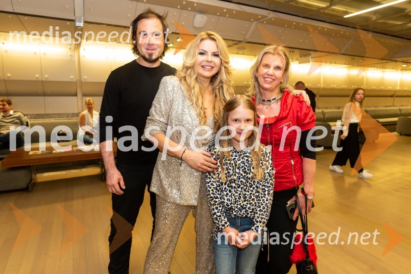  ... ;  Neža Buh-Neisha, glasbenica;  ... ;  ... Neisha, veliki koncert in predstavitev nove plošče Dvigam jadra