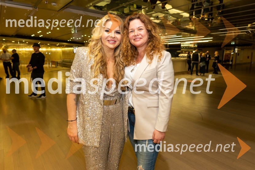  Neža Buh-Neisha, glasbenica;  Maja LipovačaNeisha, veliki koncert in predstavitev nove plošče Dvigam jadra