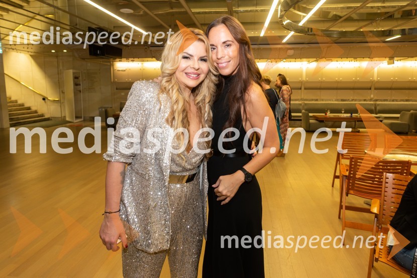  Neža Buh-Neisha, glasbenica;  Tina Goričar, fotografinjaNeisha, veliki koncert in predstavitev nove plošče Dvigam jadra