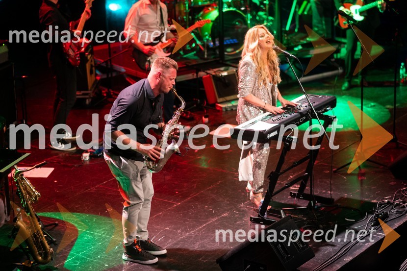  ... ;  Neža Buh-Neisha, glasbenicaNeisha, veliki koncert in predstavitev nove plošče Dvigam jadra