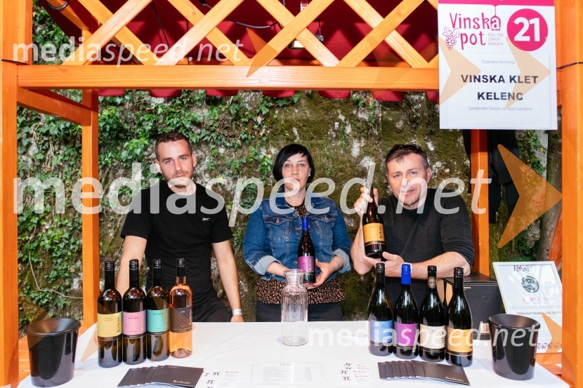  Andrej Kelenc, Vinska klet Kelenc;  Renata  Domonkoš, Vinska klet Kelenc;  Darko Kelenc, Vinska klet KelencVinska pot v rovih pod starim Kranjem 2022, petek 1