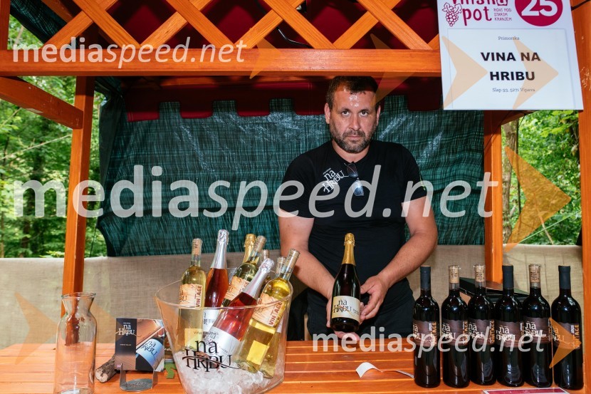 Vinska pot v rovih pod starim Kranjem 2022, petek 1