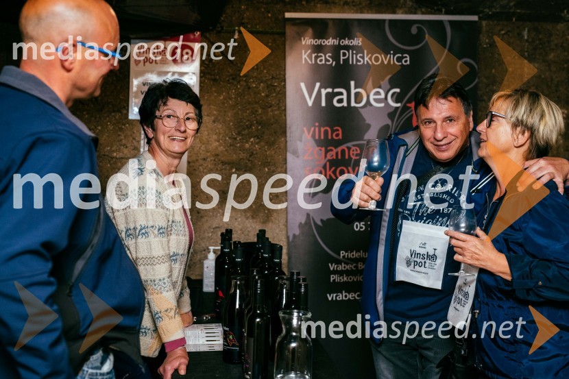 Vinska pot v rovih pod starim Kranjem 2022, petek 1