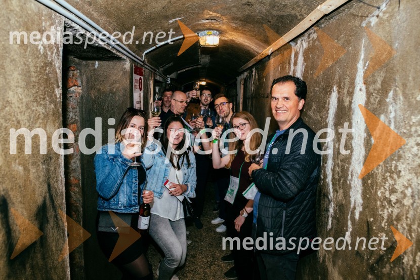 Vinska pot v rovih pod starim Kranjem 2022, petek 1