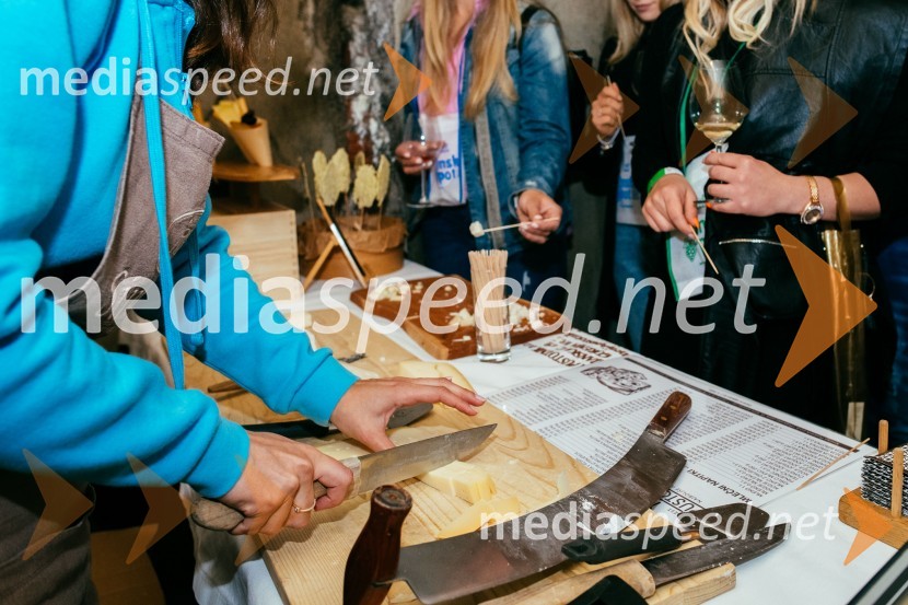 Vinska pot v rovih pod starim Kranjem 2022, petek 1