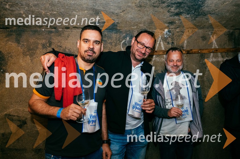 Vinska pot v rovih pod starim Kranjem 2022, petek 1