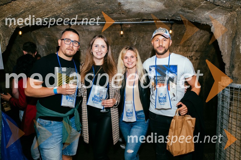 Vinska pot v rovih pod starim Kranjem 2022, petek 1