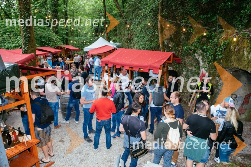 Vinska pot v rovih pod starim Kranjem 2022, petek 1