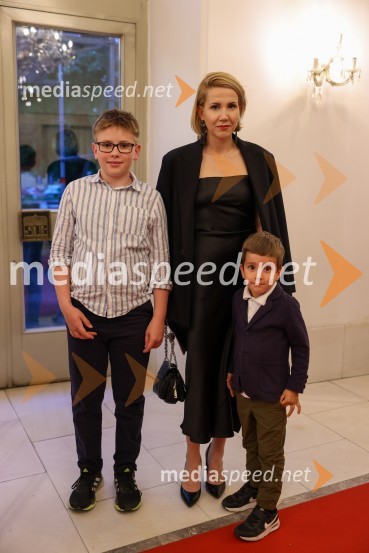  Kevin Cvetko;  Natalija Cvetko, direktorica, Mediaspeed d.o.o.;  Teo Anton CvetkoRigoletto, premiera opere, SNG Maribor