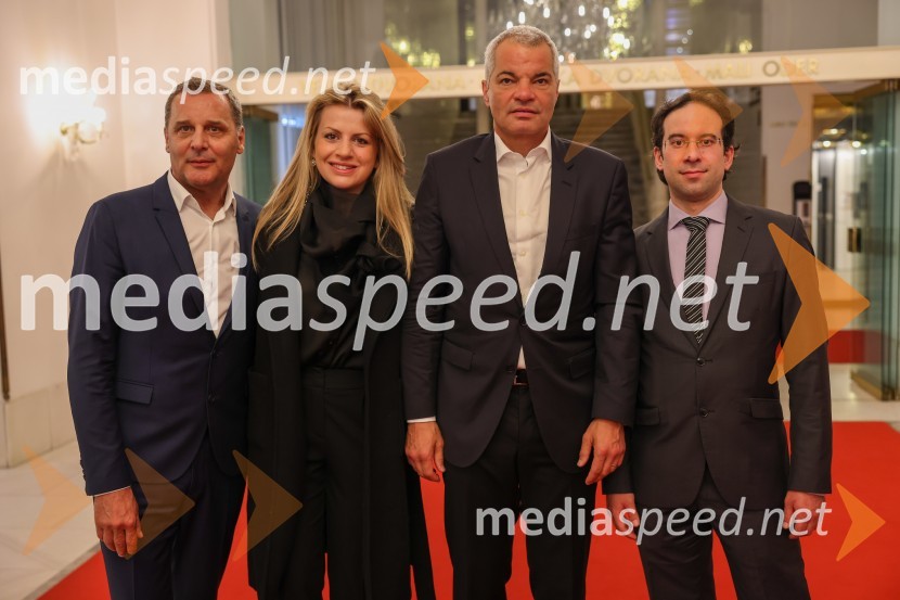  Danilo Rošker, direktor SNG Maribor;  Katja Arsenovič, direktorica Rožmarin Hospitality Group;  Saša Arsenovič, župan občine Maribor, podjetnik;  Simon Krečič, umetniški direktor Opere SNG MariborRigoletto, premiera opere, SNG Maribor
