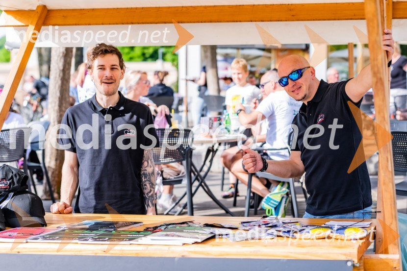 1. Bobrovo bicikliranje