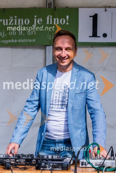  Kristijan  Šmid, radijski voditelj, Štajerski val1. Bobrovo bicikliranje