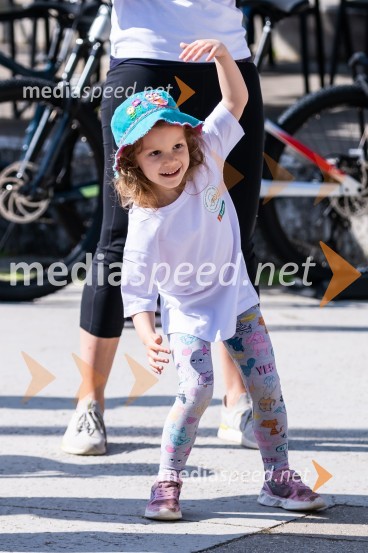 1. Bobrovo bicikliranje