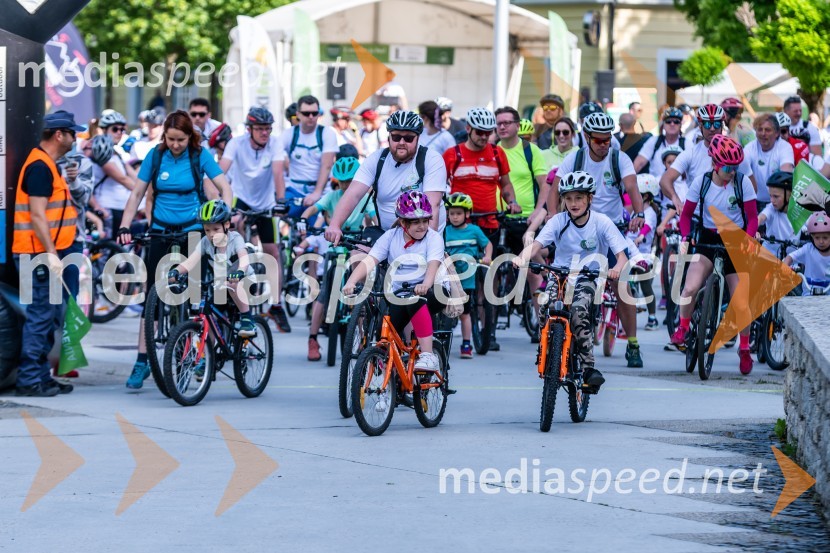 1. Bobrovo bicikliranje