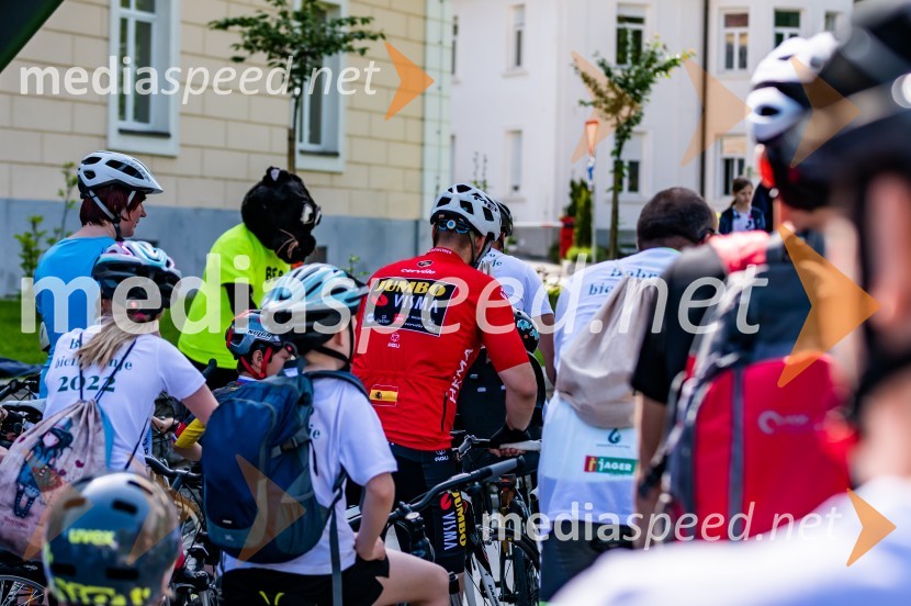 1. Bobrovo bicikliranje