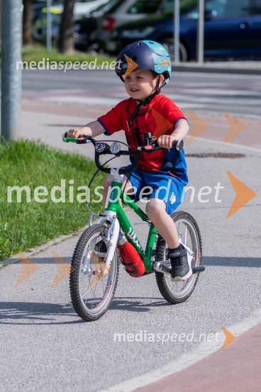 1. Bobrovo bicikliranje