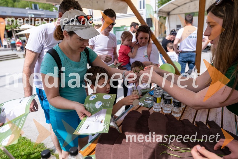 Pregled zbranih žigov in podelitev Bobrovih medalj1. Bobrovo bicikliranje