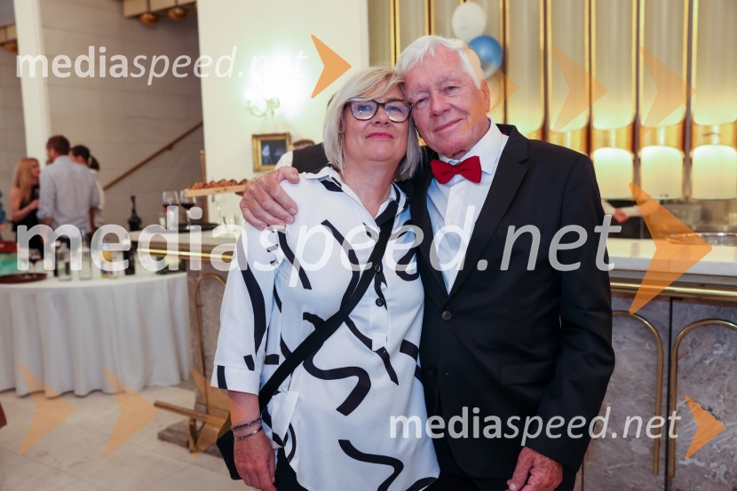  Sabina Markoli, predsednica, Golf klub Ptuj;  Tone Vogrinec, športni in smučarski funkcionarTone Vogrinec, zabava za 80. rojstni dan