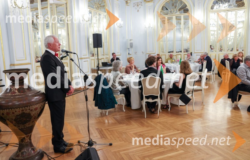  Tone Vogrinec, športni in smučarski funkcionarTone Vogrinec, zabava za 80. rojstni dan