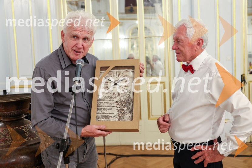  Andrej Šifrer, glasbenik;  Tone Vogrinec, športni in smučarski funkcionarTone Vogrinec, zabava za 80. rojstni dan