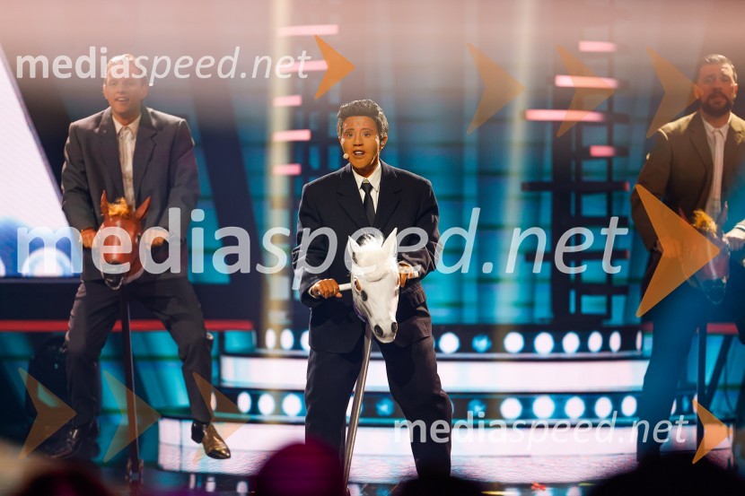  Adrijana Kamnik, pevkaZnan obraz ima svoj glas, 9. oddaja