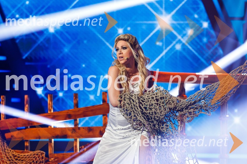  Martina Majerle, pevkaZnan obraz ima svoj glas, 9. oddaja