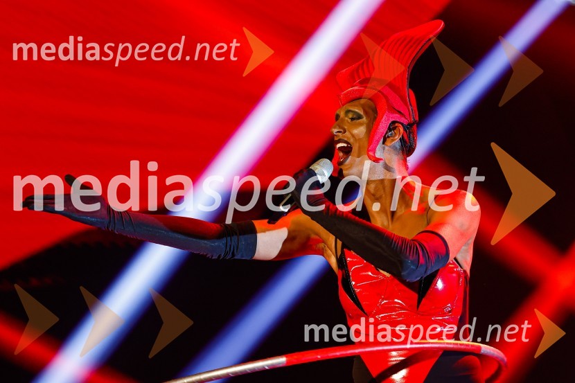  Mario Pešić, pevec, skupina The Sticky LicksZnan obraz ima svoj glas, 9. oddaja