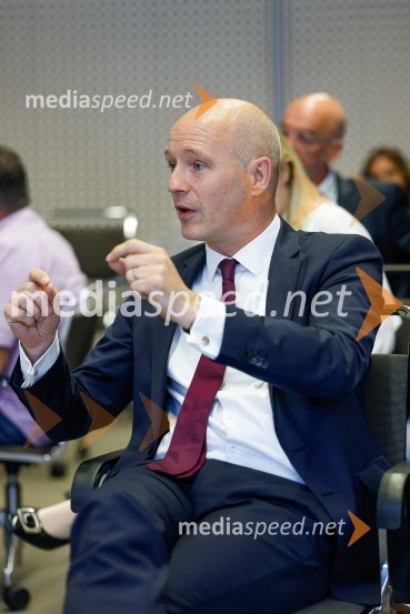  Adrian Pollmann, Veleposlanik Zvezne Republike Nemčije v SlovenijiDan slovensko-nemškega gospodarstva 2022