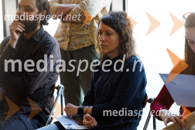 Psom prijazen in dostopen muzej, novinarska konferenca