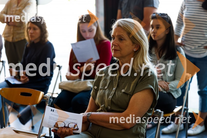 Psom prijazen in dostopen muzej, novinarska konferenca