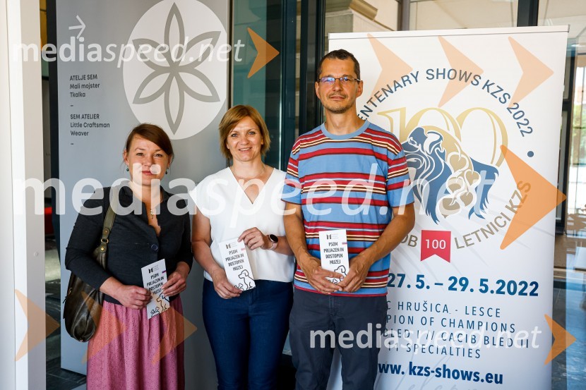  Andreja Kopitar, poslovna sekretarka KZS;  Tanja Verboter, višja kustosinja in direktorica Muzeja Velenje;  Blaž Verbič, kustos dokumentalist, Slovenski etnografski muzej in Enota reševalnih psov SlovenijePsom prijazen in dostopen muzej, novinarska konferenca