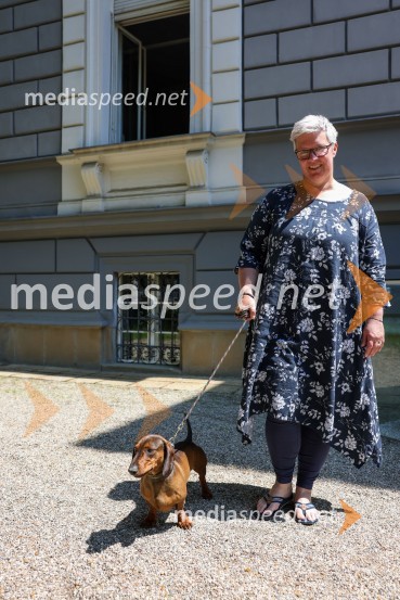 dr. Aleksandra  Berberih Slana, direktorica Muzeja narodne osvoboditve MariborPsom prijazen in dostopen muzej, novinarska konferenca