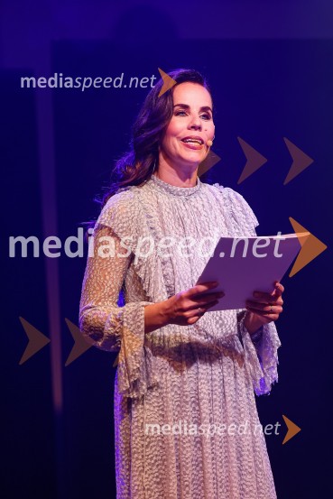  Lorella Flego, slovenska novinarka, modna urednica, televizijska moderatorkaFestival lepote v Pionirskem domu