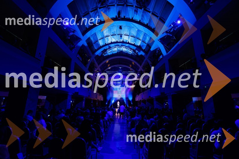 Festival lepote v Pionirskem domu