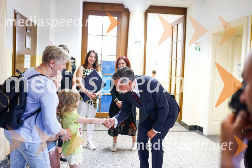 Borut Pahor, predsednik Republike SlovenijeFestival lepote v Pionirskem domu