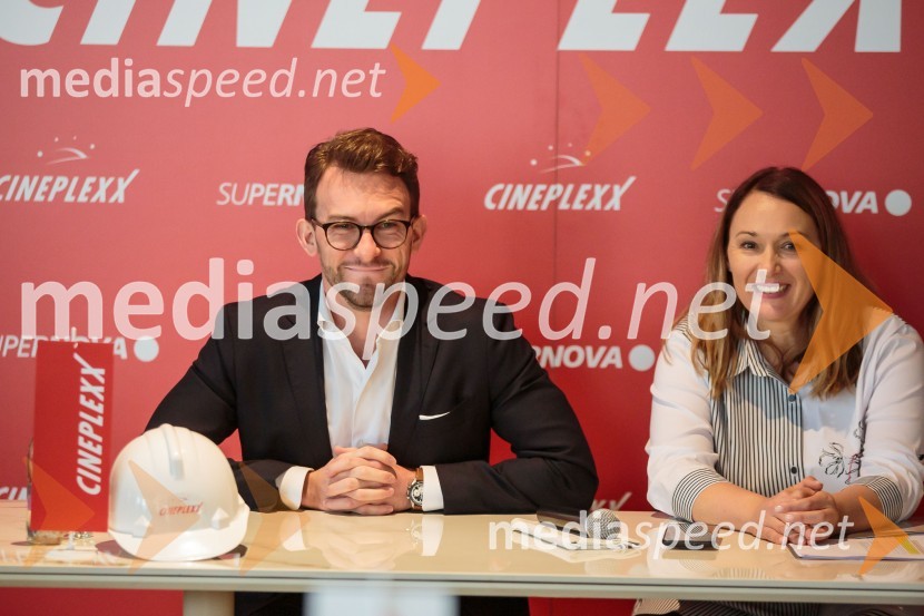  Lucas Langhammer, direktor podjetja Cineplexx v Sloveniji;  Nina Hočevar, marketing CineplexxNovinarska konferenca pred otvoritvijo Cineplexx kina v Supernovi Ljubljana