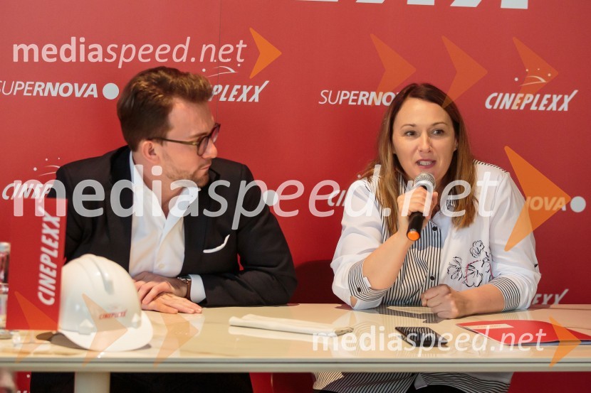  Lucas Langhammer, direktor podjetja Cineplexx v Sloveniji;  Nina Hočevar, marketing CineplexxNovinarska konferenca pred otvoritvijo Cineplexx kina v Supernovi Ljubljana