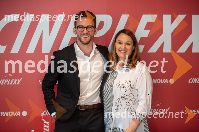  Lucas Langhammer, direktor podjetja Cineplexx v Sloveniji;  Nina Hočevar, marketing CineplexxNovinarska konferenca pred otvoritvijo Cineplexx kina v Supernovi Ljubljana