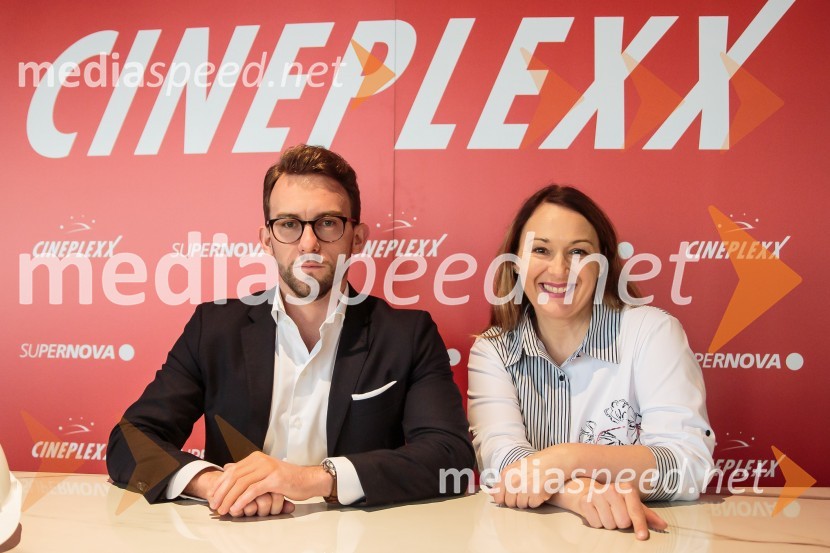  Lucas Langhammer, direktor podjetja Cineplexx v Sloveniji;  Nina Hočevar, marketing CineplexxNovinarska konferenca pred otvoritvijo Cineplexx kina v Supernovi Ljubljana