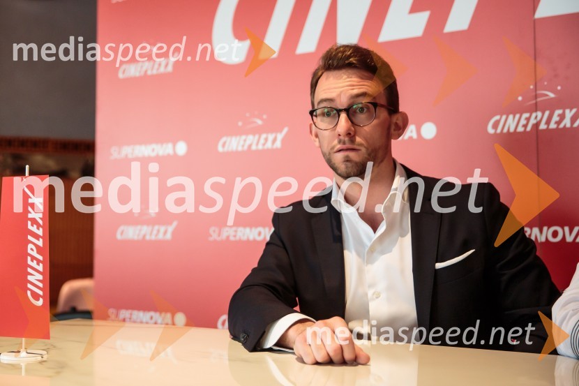  Lucas Langhammer, direktor podjetja Cineplexx v SlovenijiNovinarska konferenca pred otvoritvijo Cineplexx kina v Supernovi Ljubljana